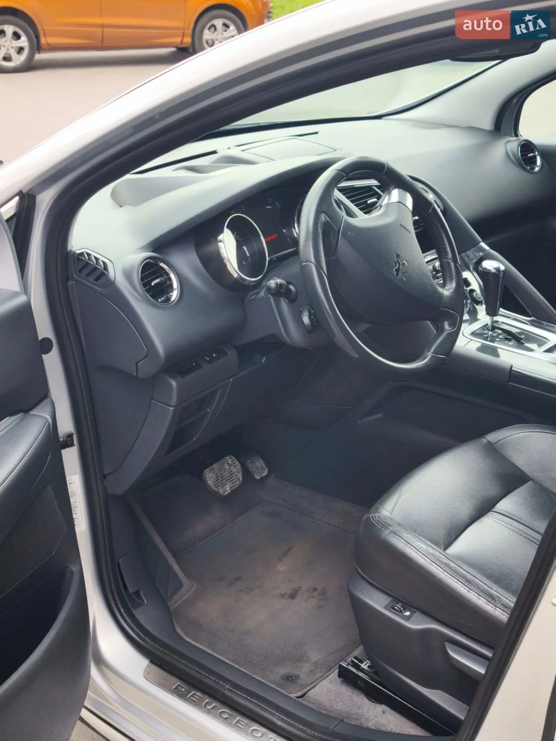 2011 Peugeot 3008 - мініатюра 10