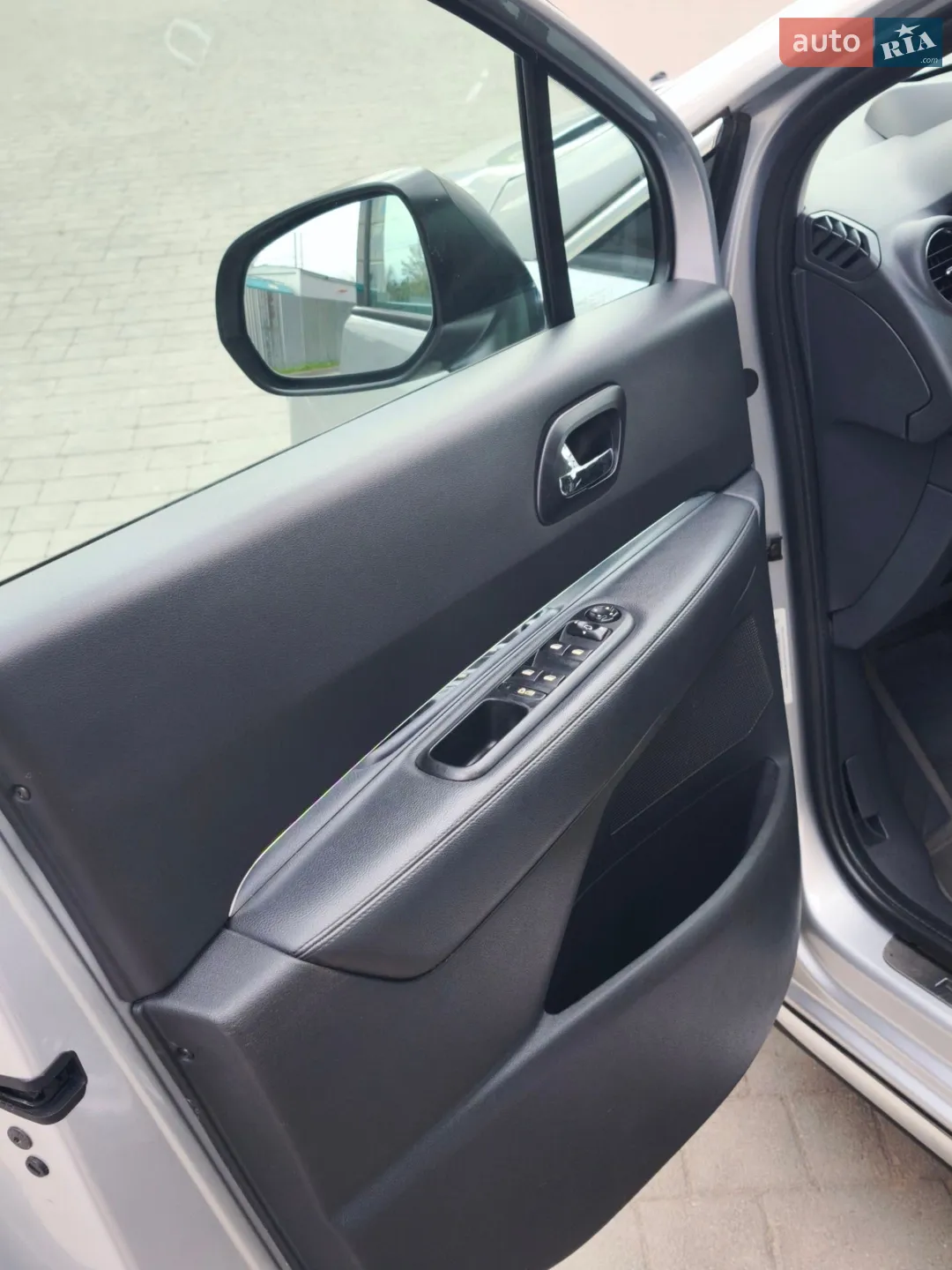 2011 Peugeot 3008 - мініатюра 11