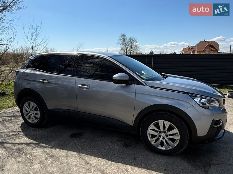 Внедорожник / Кроссовер Peugeot 3008 2020 в Киеве