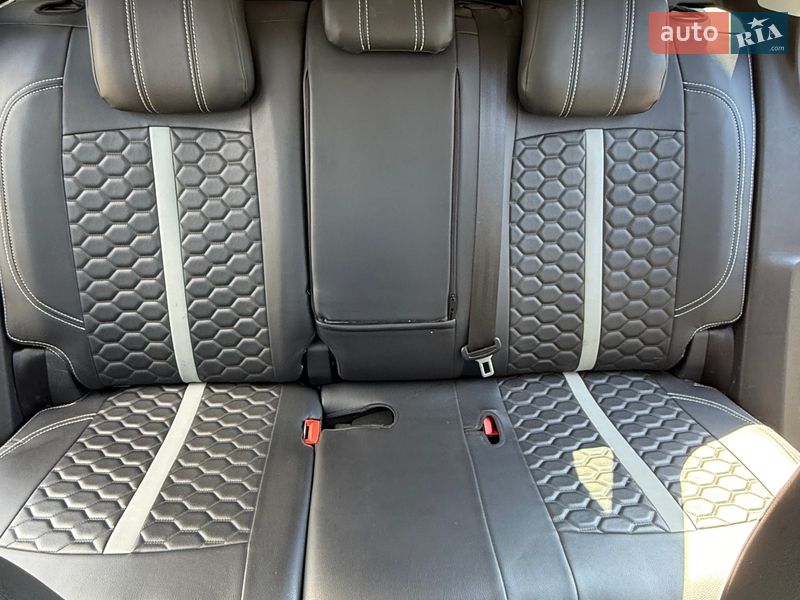 Внедорожник / Кроссовер Peugeot 3008 2020 в Киеве