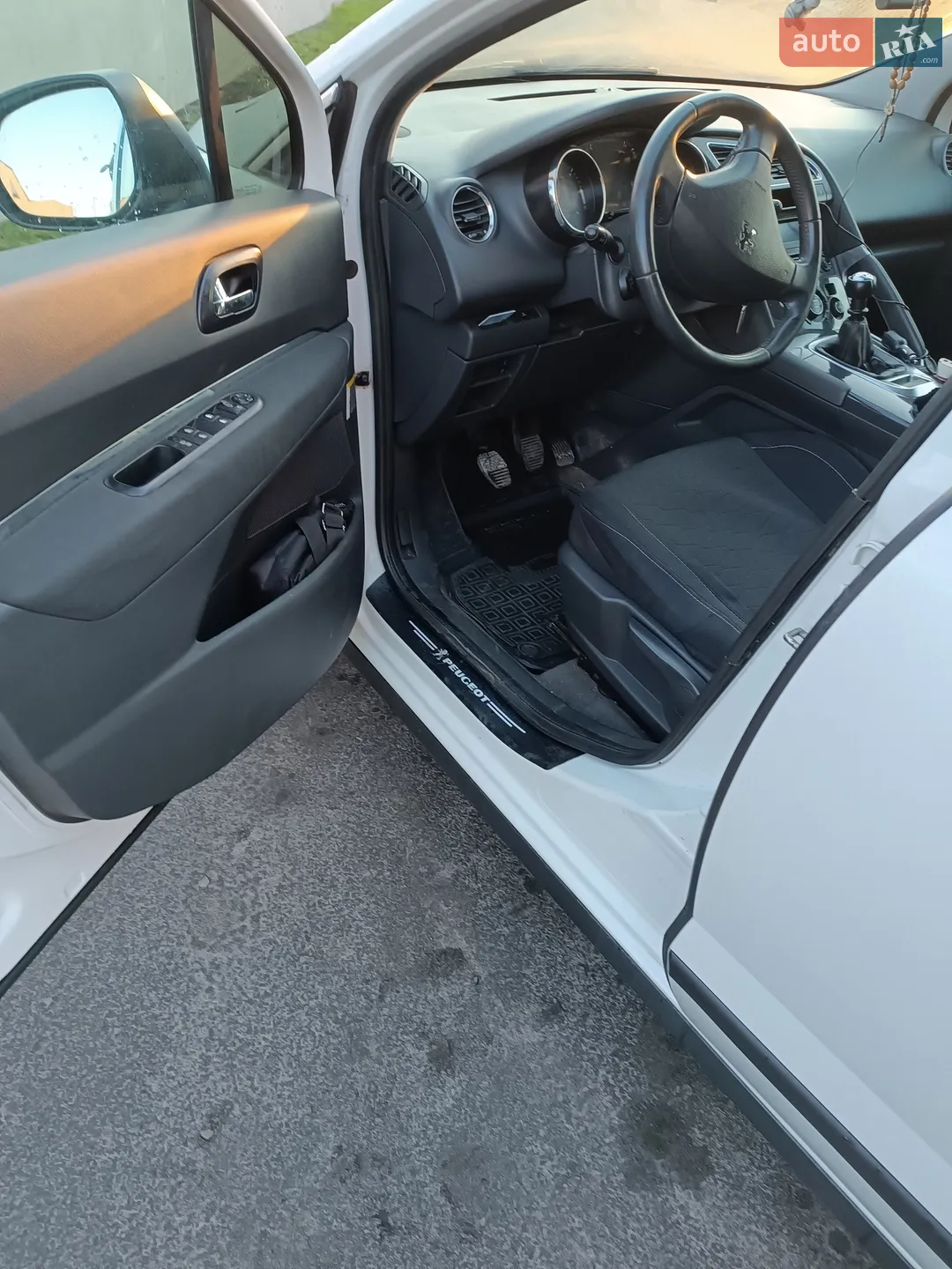 2011 Peugeot 3008 - мініатюра 15