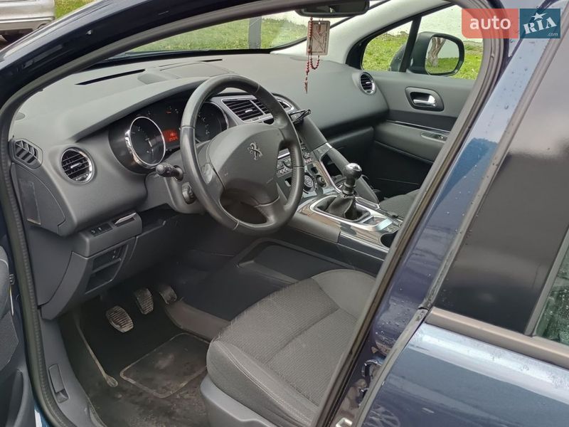Внедорожник / Кроссовер Peugeot 3008 2014 в Ивано-Франковске