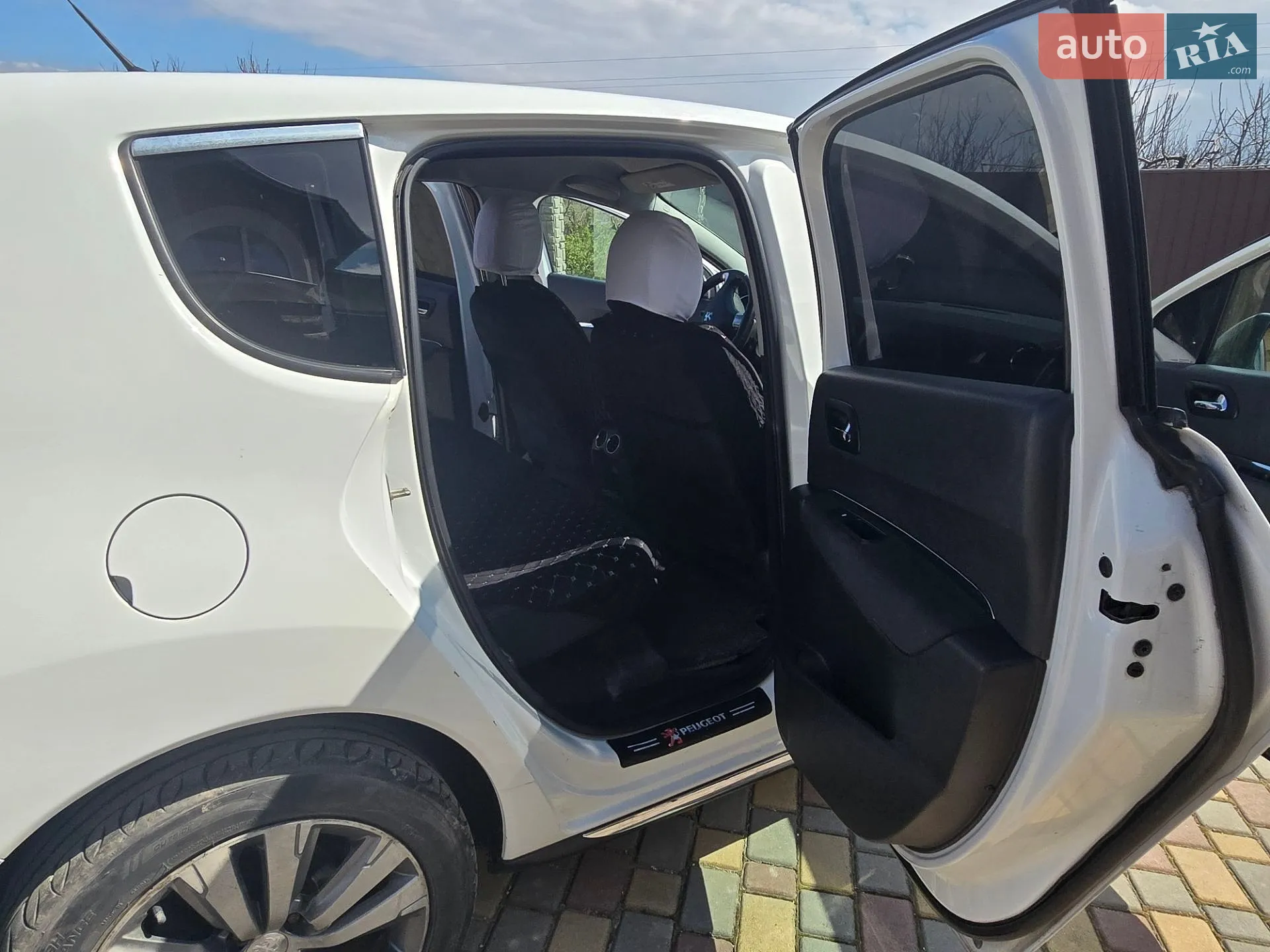 2015 Peugeot 3008 - мініатюра 12