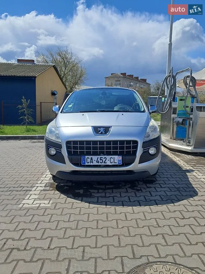 2011 Peugeot 3008 - мініатюра 12