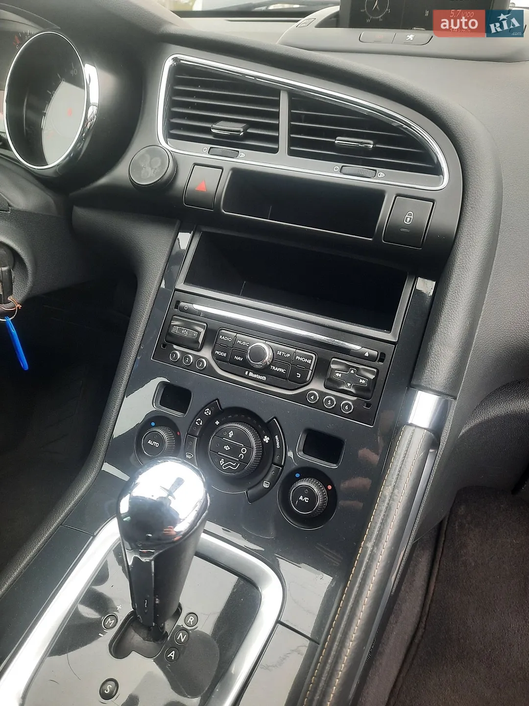 2014 Peugeot 3008 - мініатюра 32