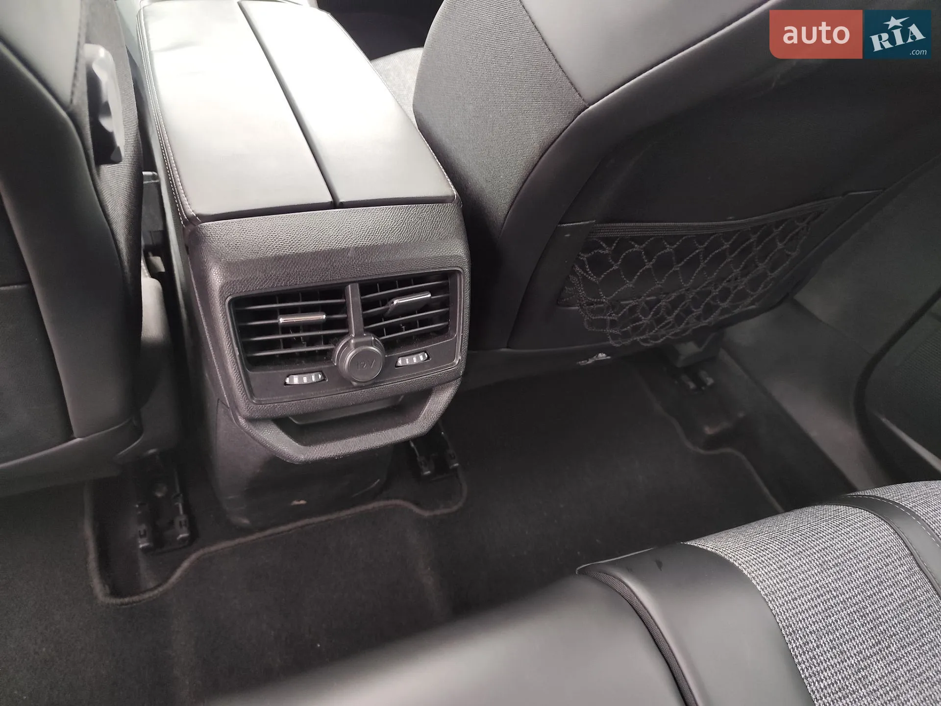 2018 Peugeot 3008 - мініатюра 29
