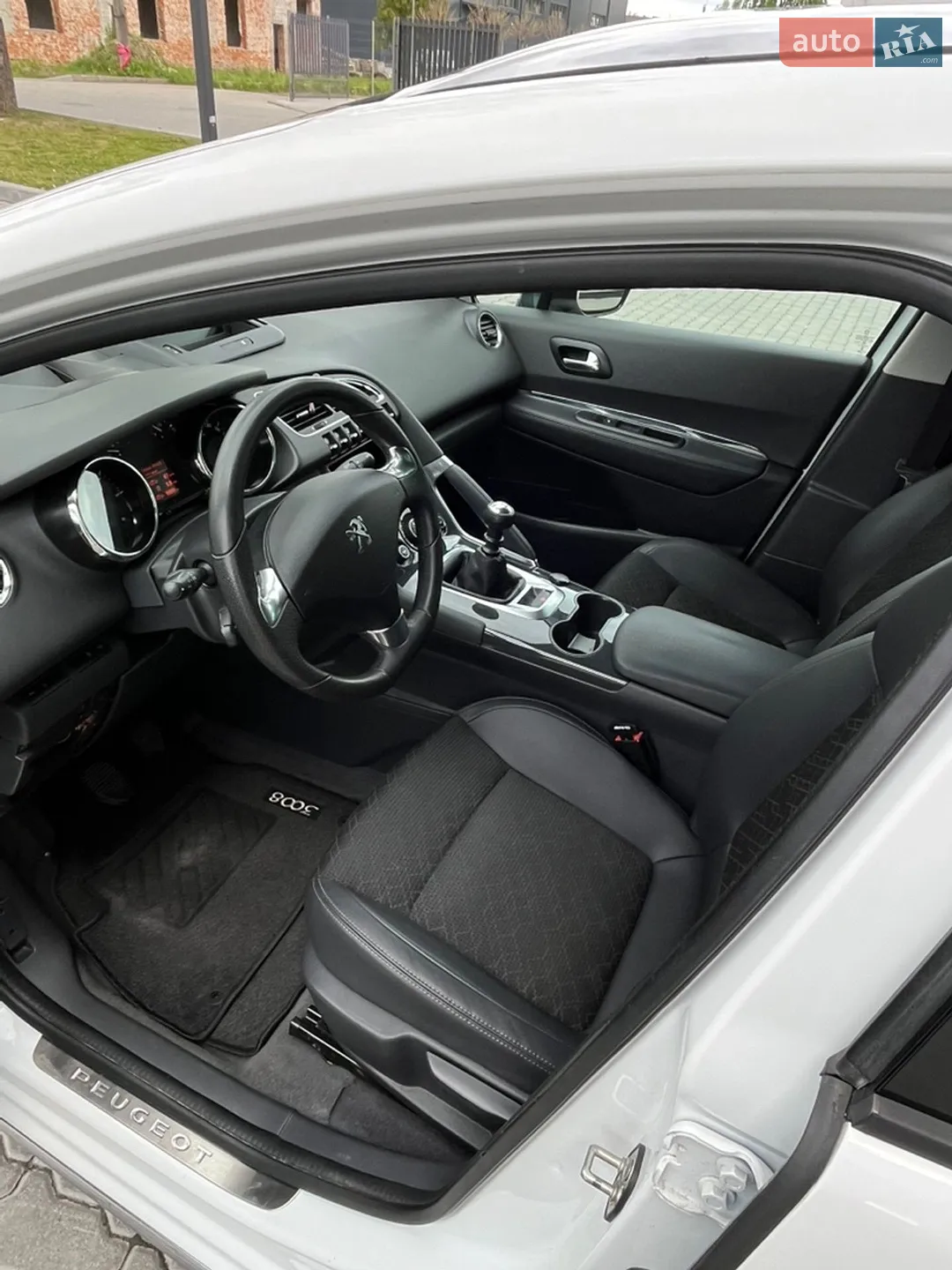2016 Peugeot 3008 - мініатюра 21