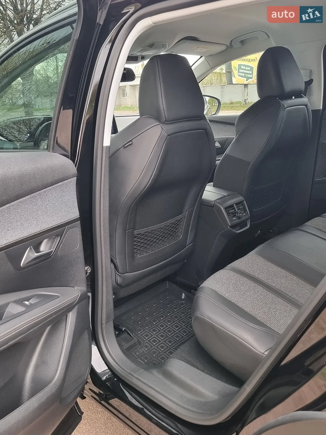 2019 Peugeot 3008 - мініатюра 25