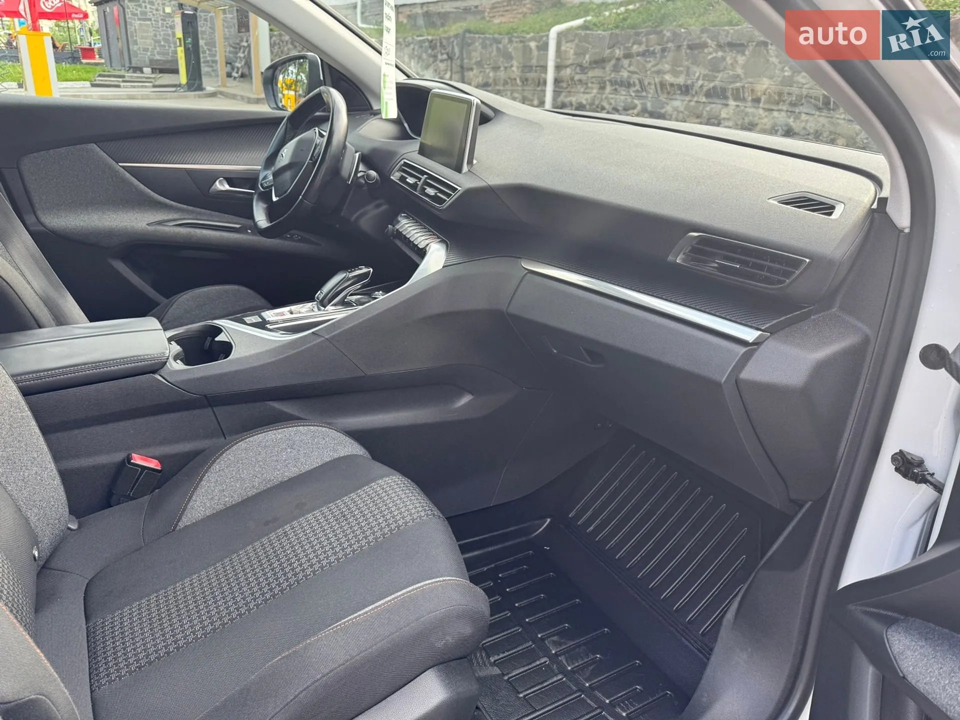 2017 Peugeot 3008 - мініатюра 38