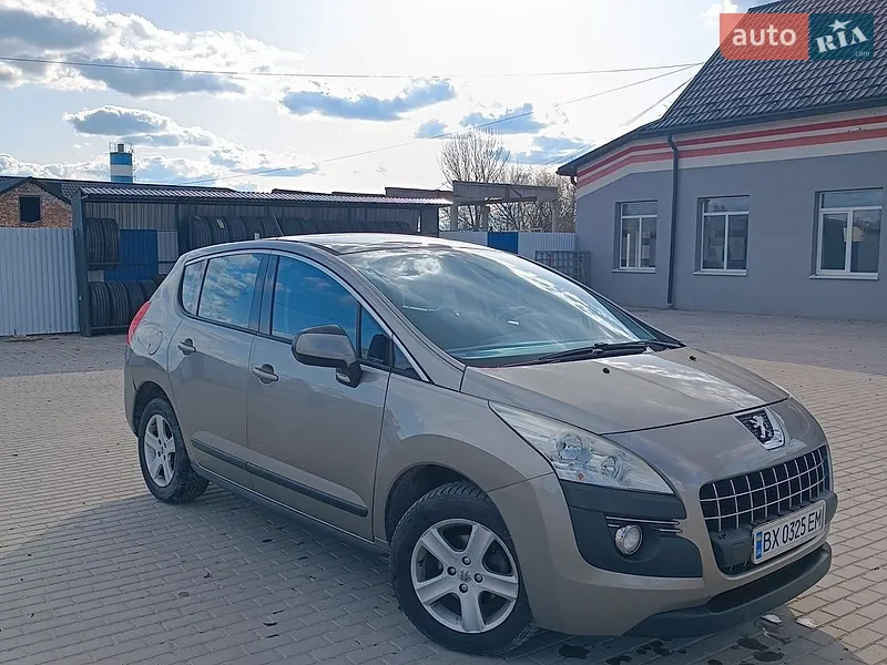 Peugeot 3008 2011
