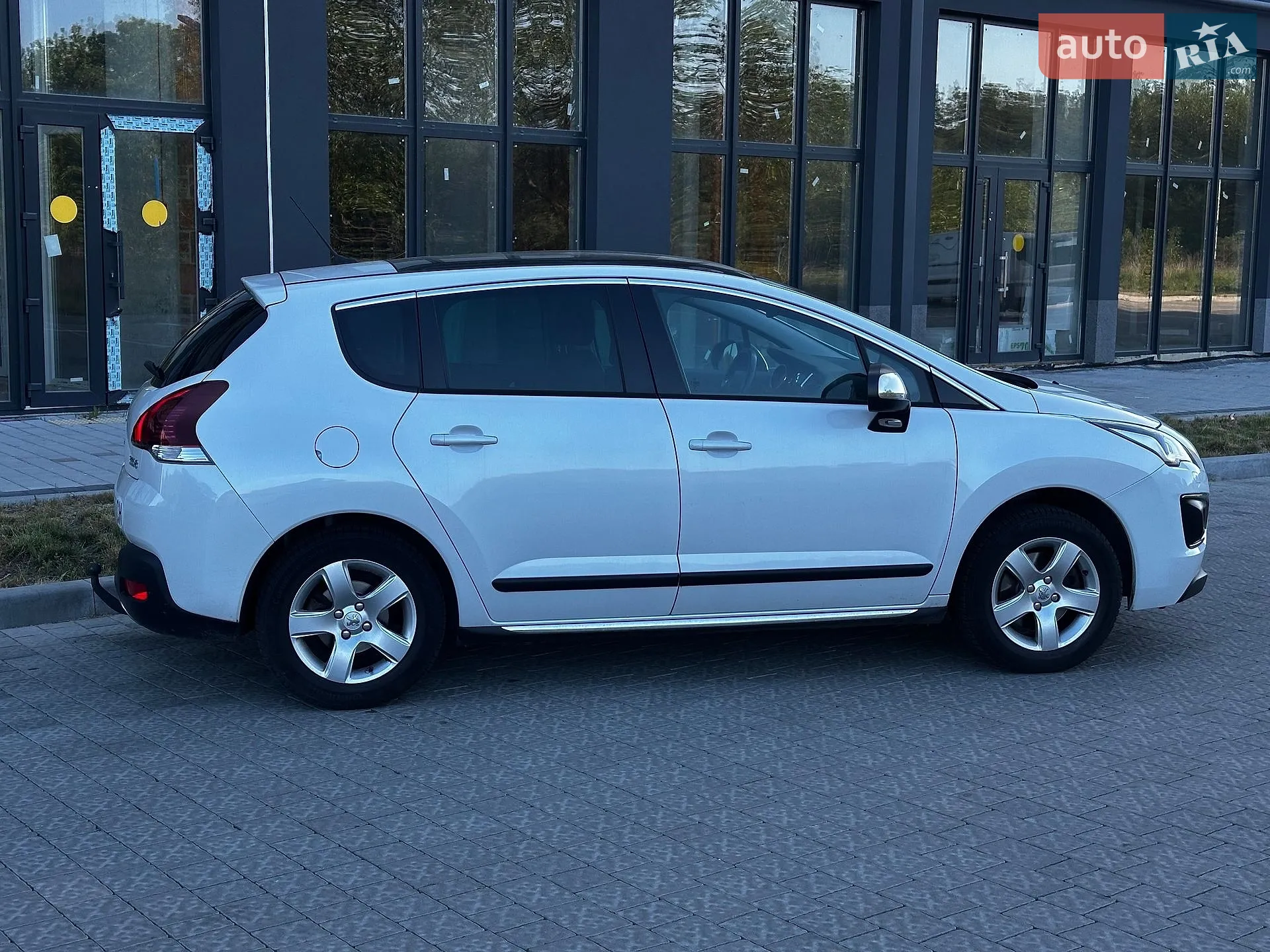 2016 Peugeot 3008 - мініатюра 31