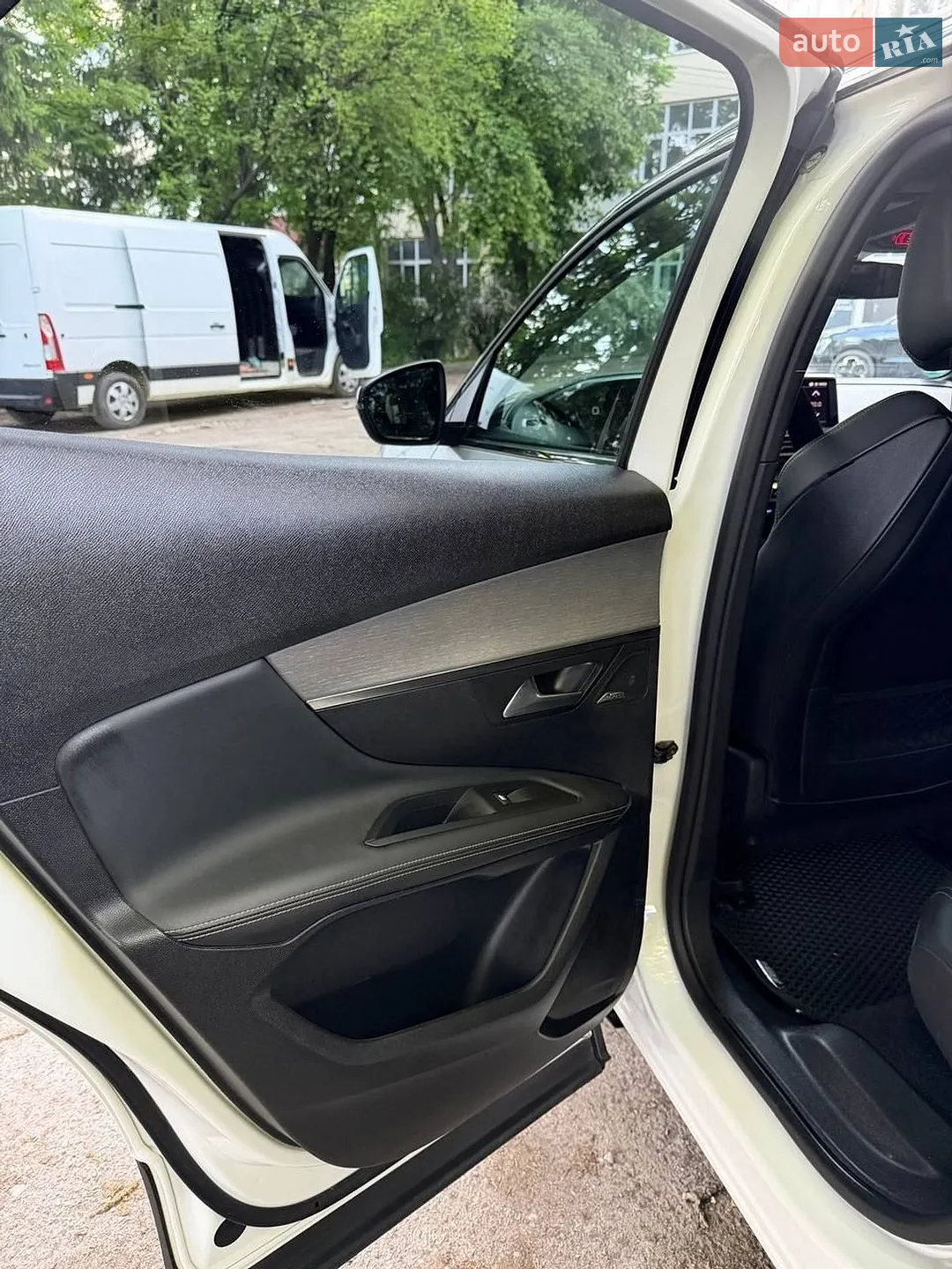 2019 Peugeot 3008 - мініатюра 29