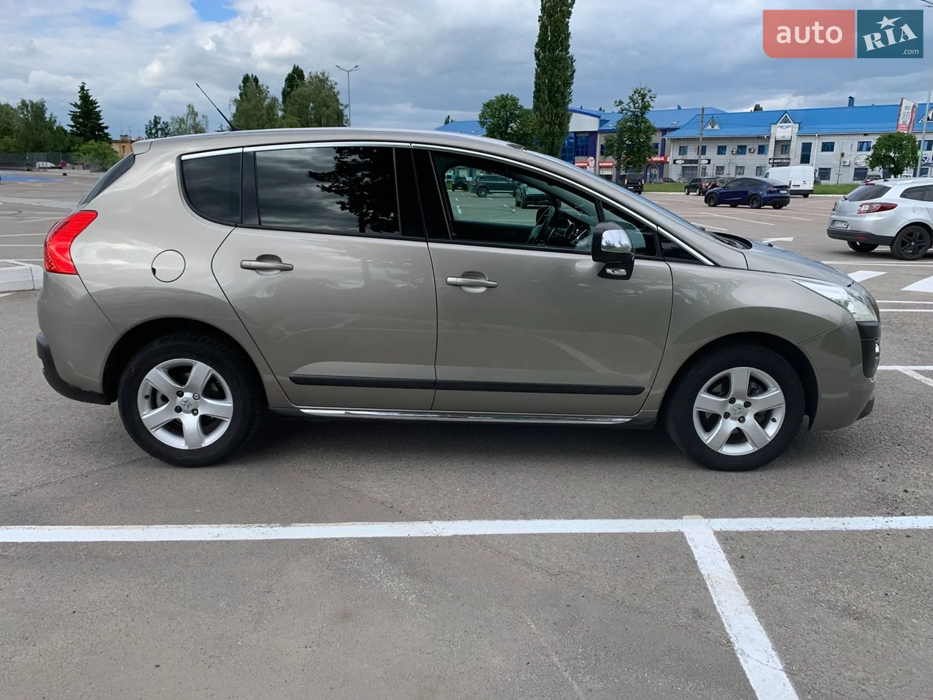 2011 Peugeot 3008 - мініатюра 4