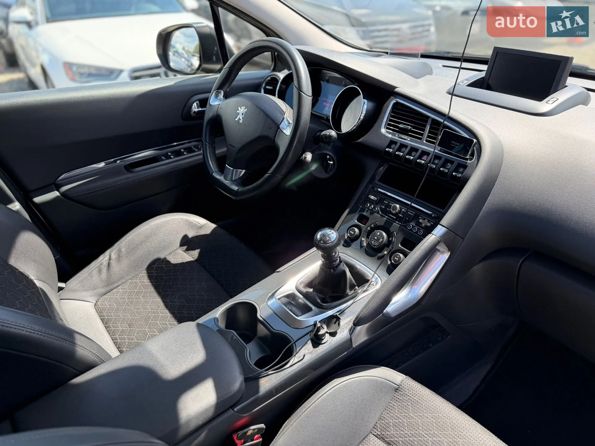 2014 Peugeot 3008 - мініатюра 27