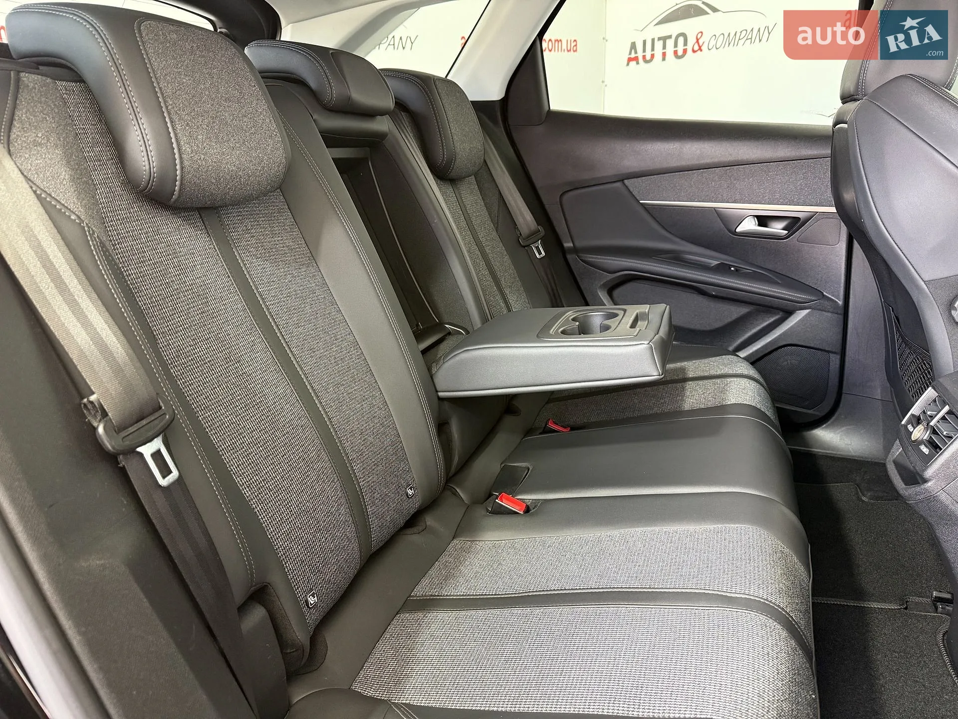 2019 Peugeot 3008 - мініатюра 10