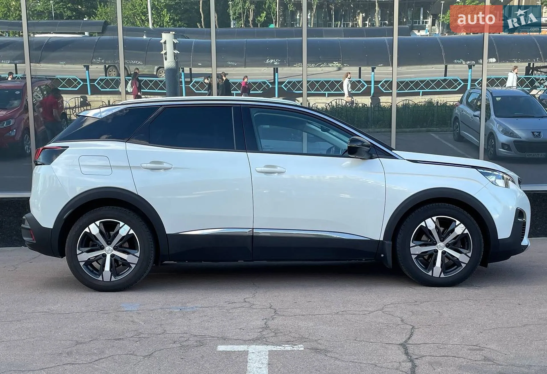 2017 Peugeot 3008 - мініатюра 3