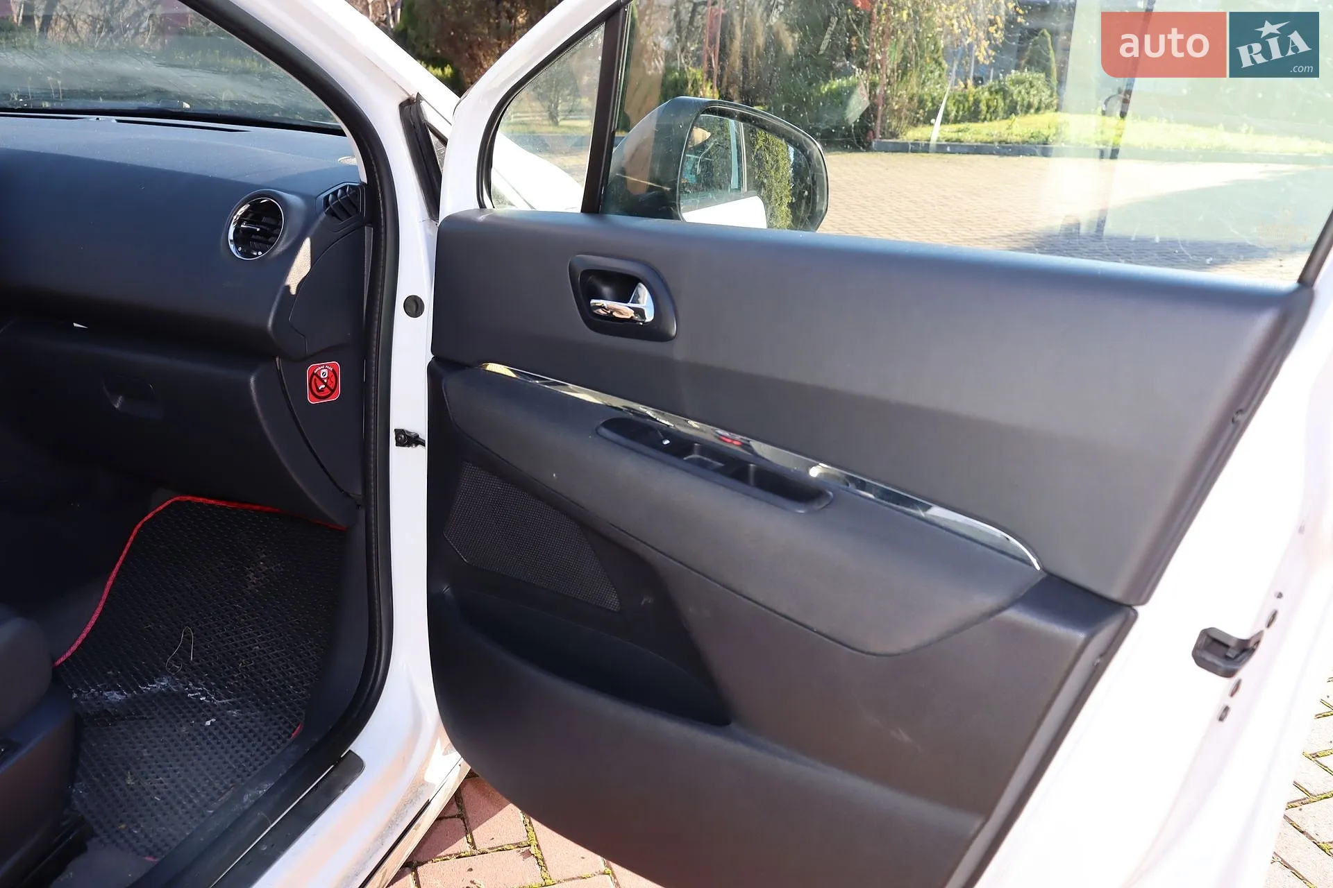 2014 Peugeot 3008 - мініатюра 28