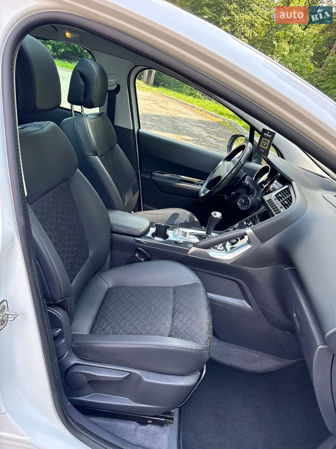 2015 Peugeot 3008 - мініатюра 34