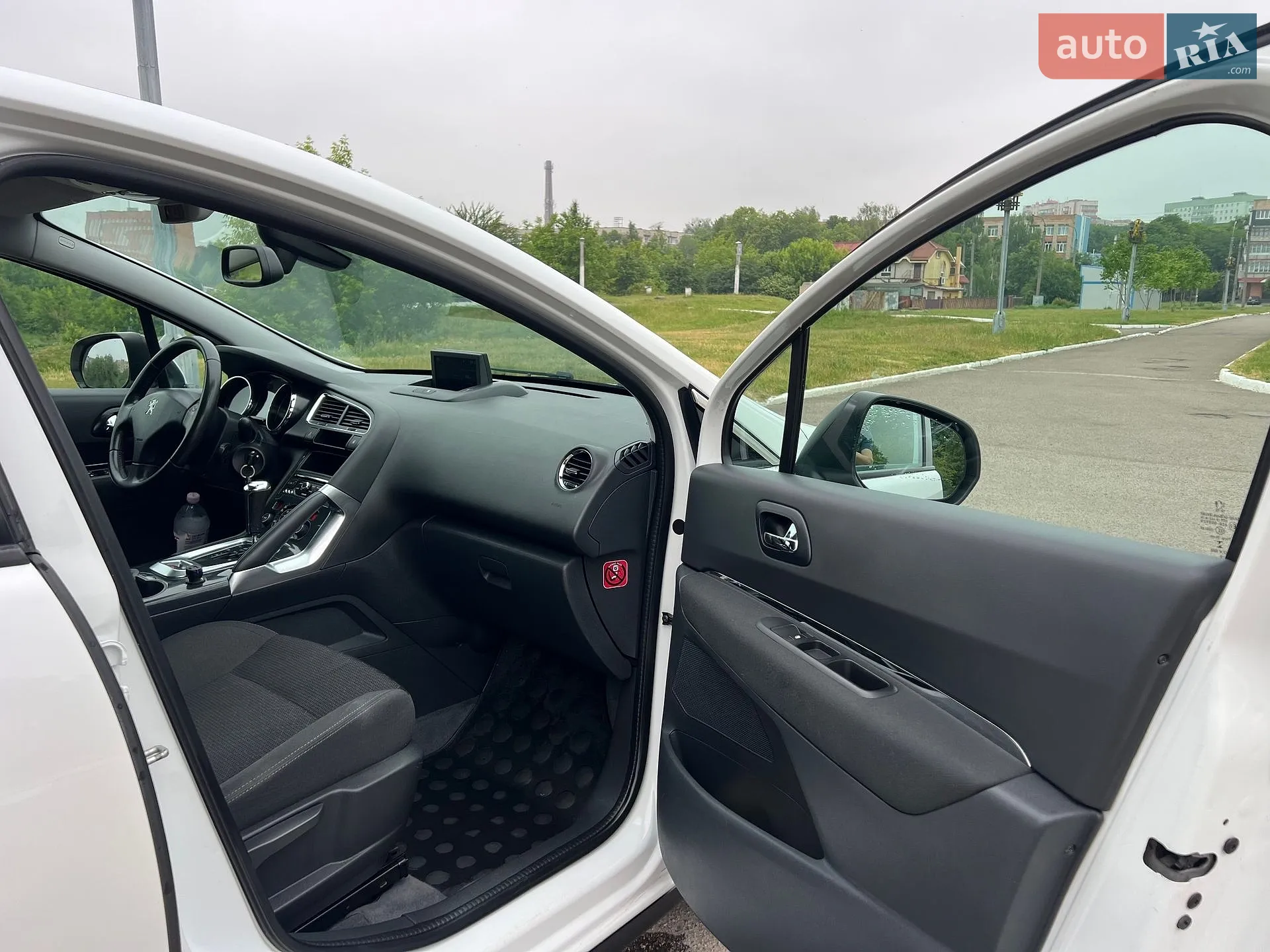 2016 Peugeot 3008 - мініатюра 9