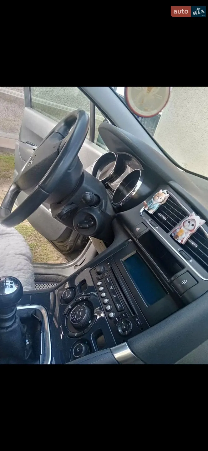 2011 Peugeot 3008 - мініатюра 6