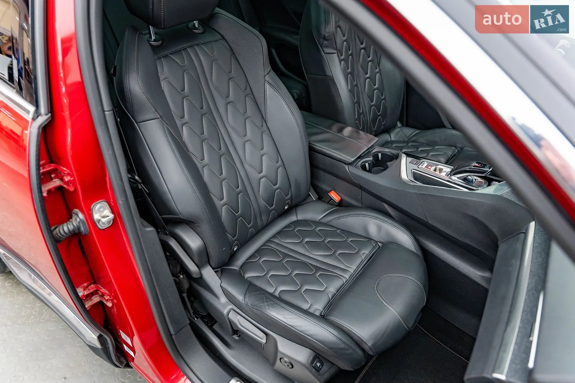 2017 Peugeot 3008 - мініатюра 29