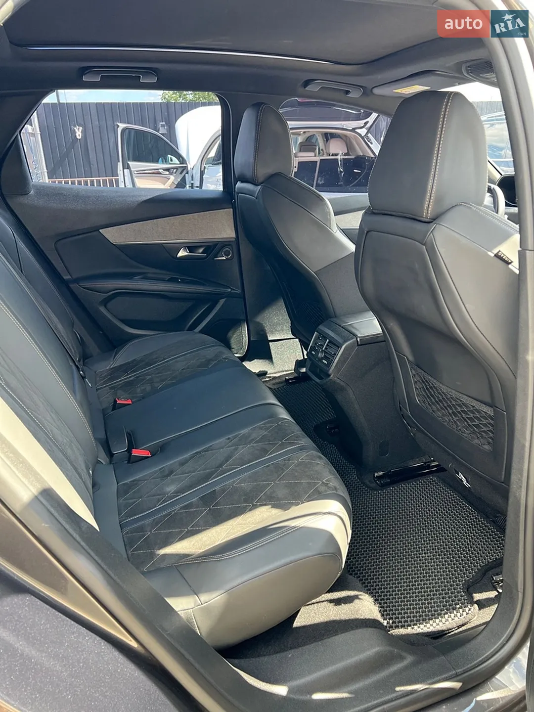 2017 Peugeot 3008 - мініатюра 34
