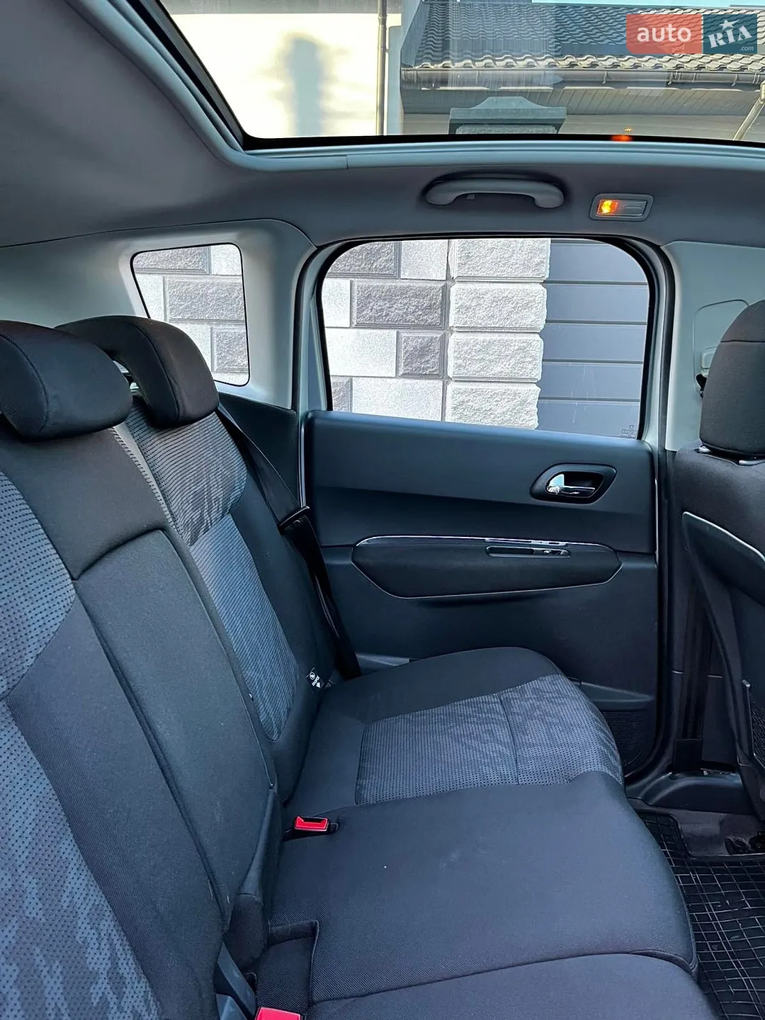 2011 Peugeot 3008 - мініатюра 22