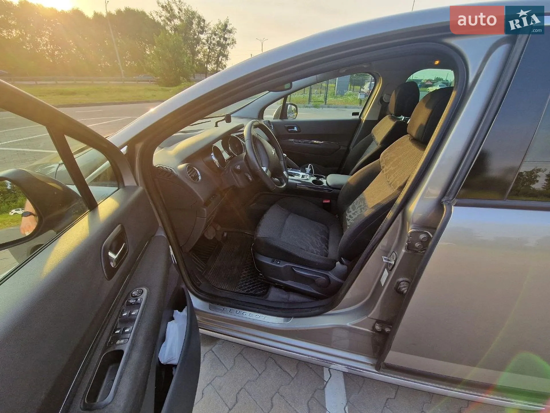 2010 Peugeot 3008 - мініатюра 18