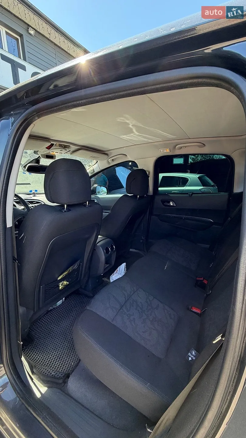 2010 Peugeot 3008 - мініатюра 7