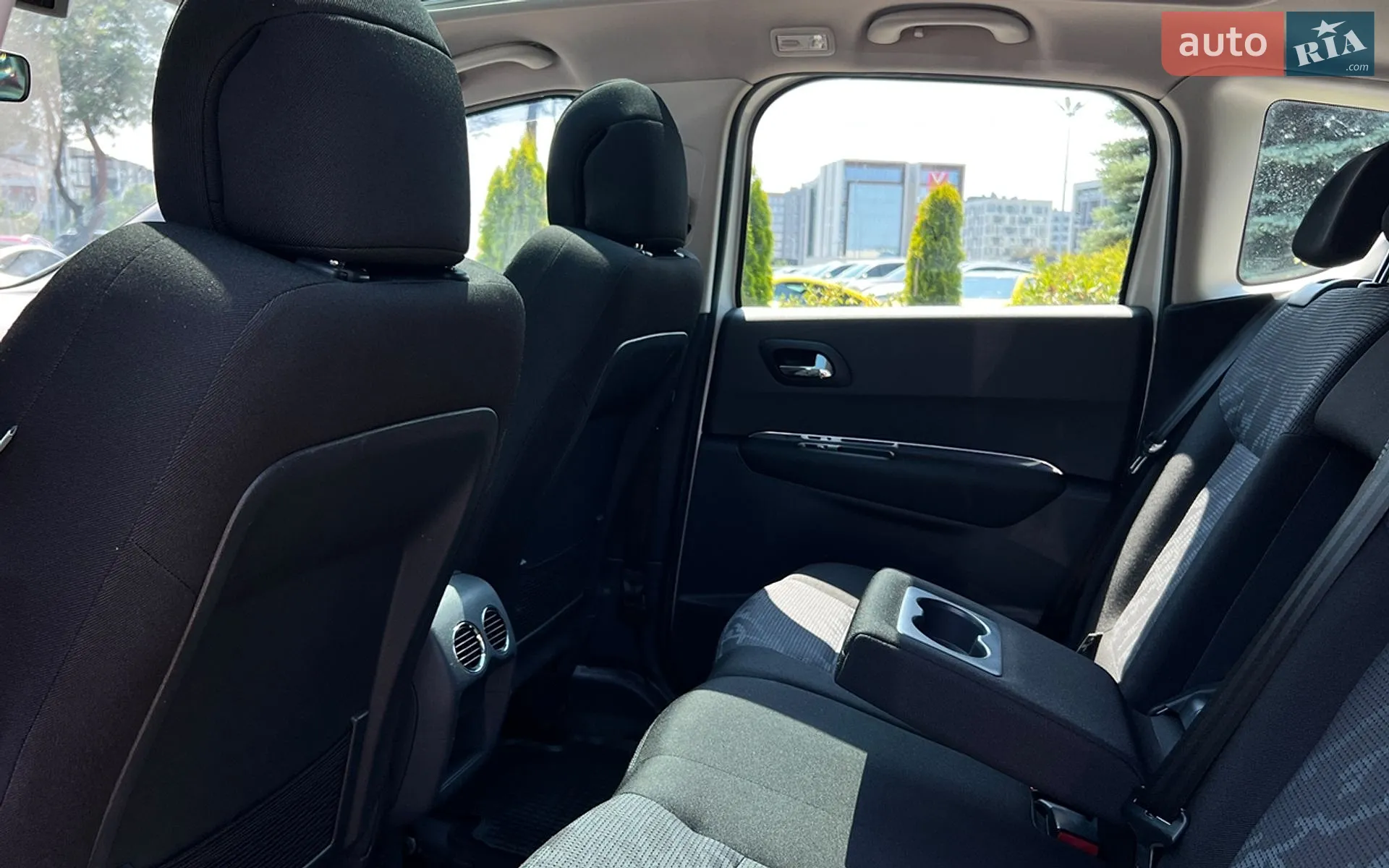 2010 Peugeot 3008 - мініатюра 21
