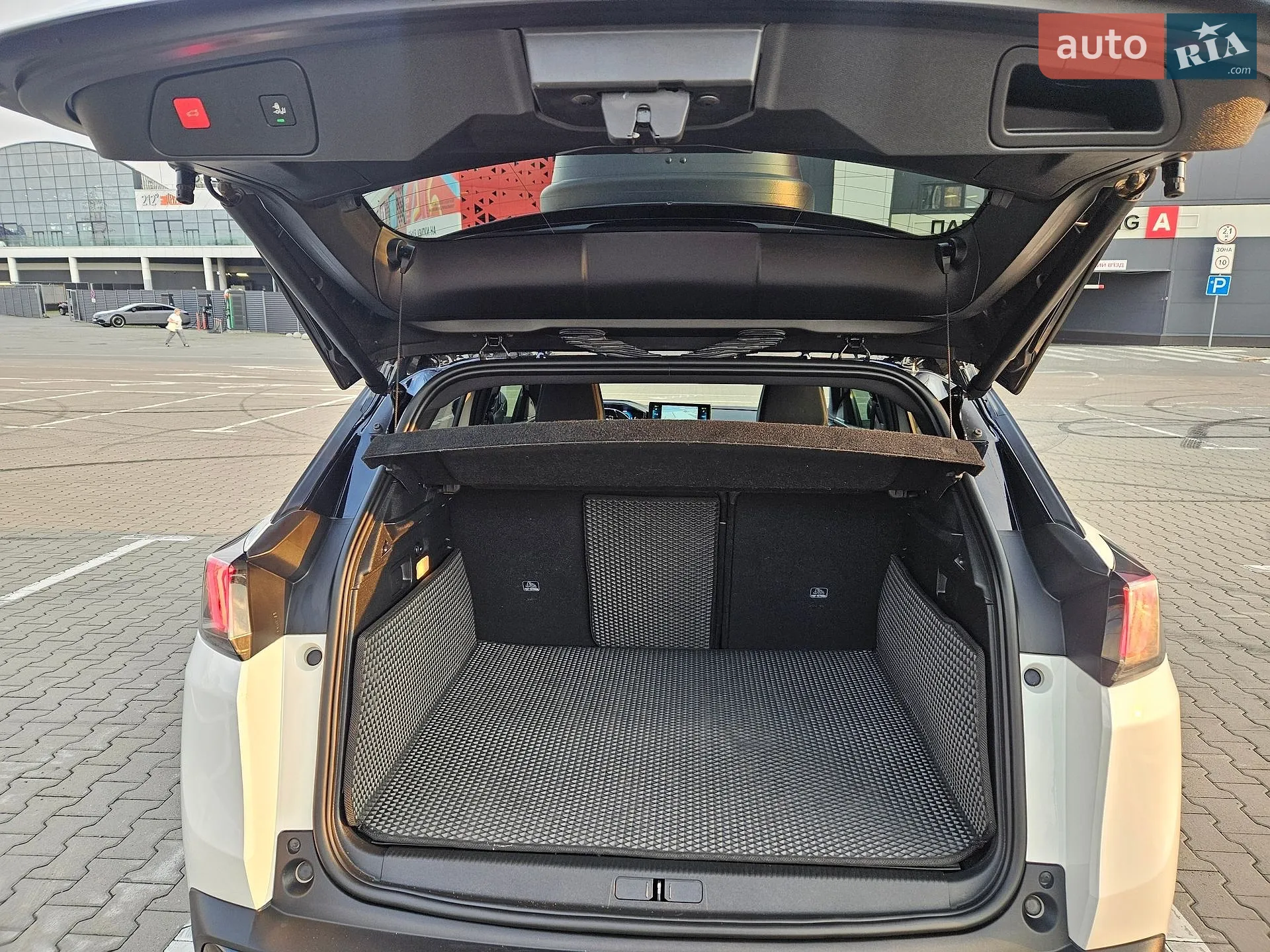 2021 Peugeot 3008 - мініатюра 31
