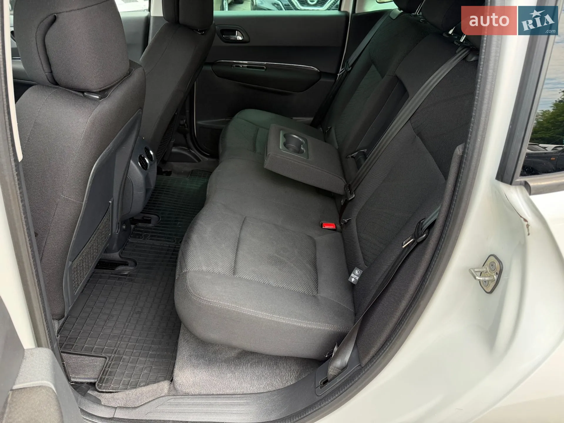 2011 Peugeot 3008 - мініатюра 24