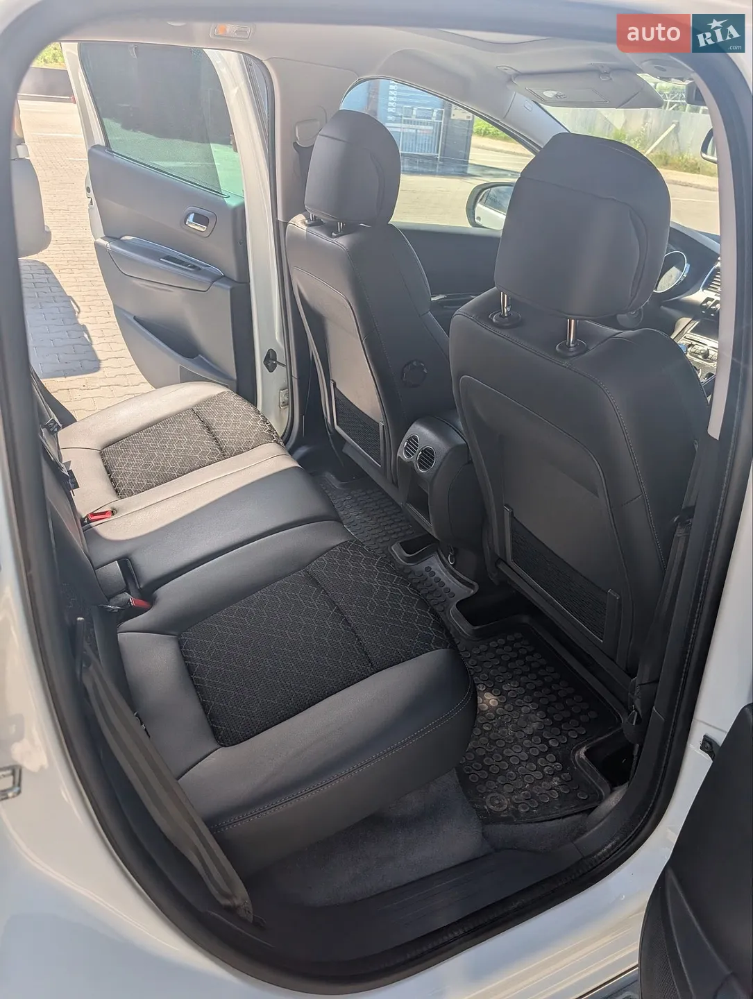 2015 Peugeot 3008 - мініатюра 11