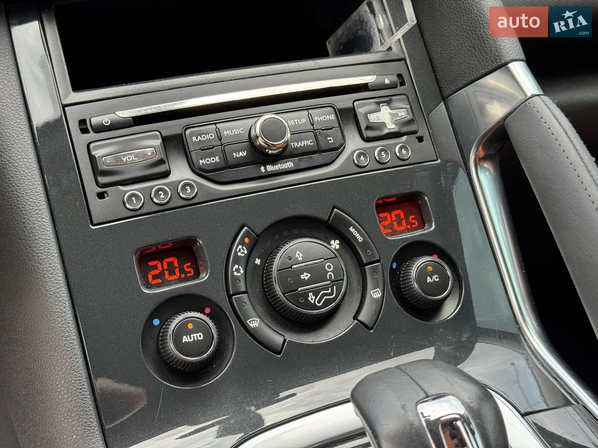 2014 Peugeot 3008 - мініатюра 38