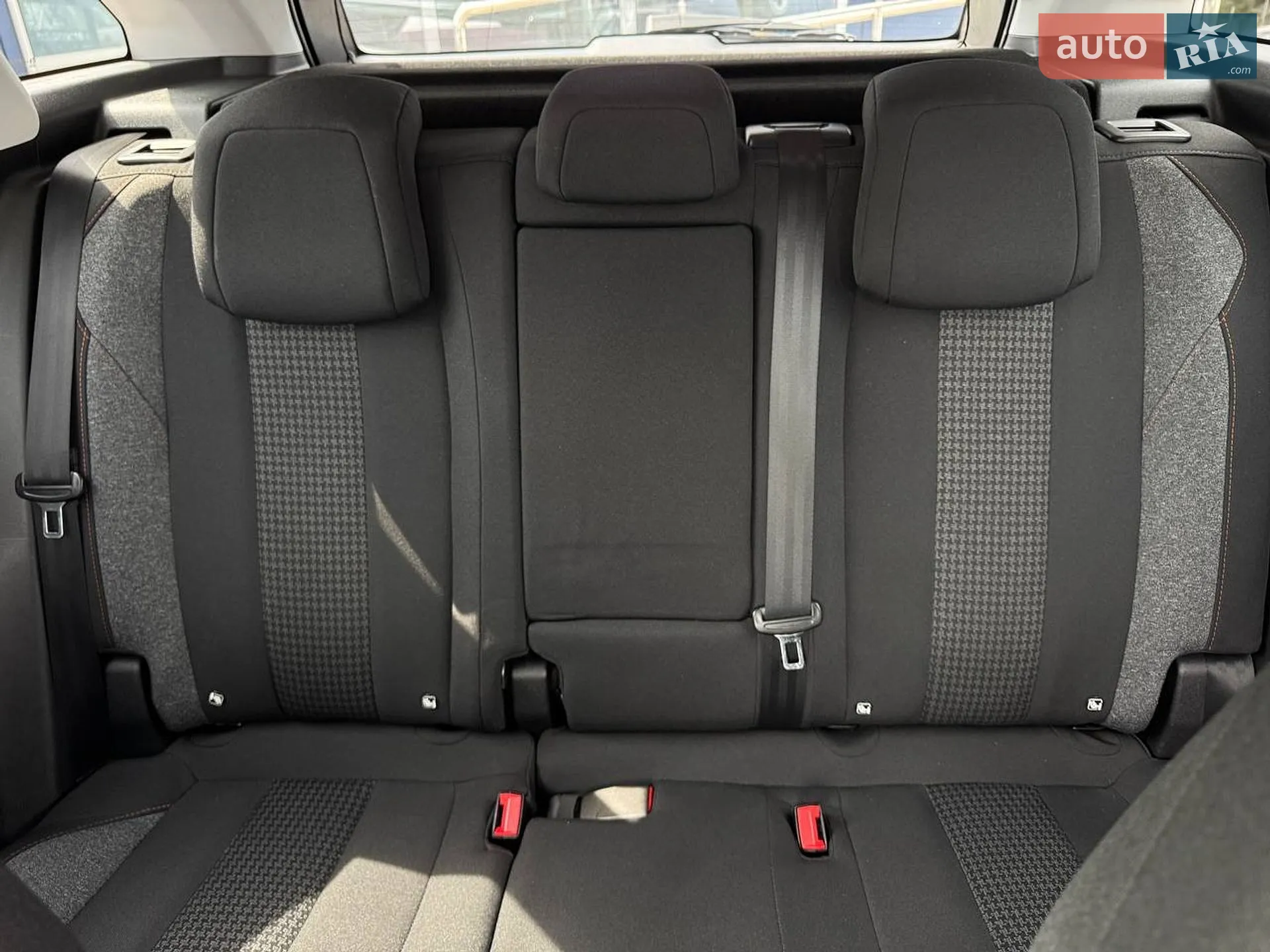 2017 Peugeot 3008 - мініатюра 27