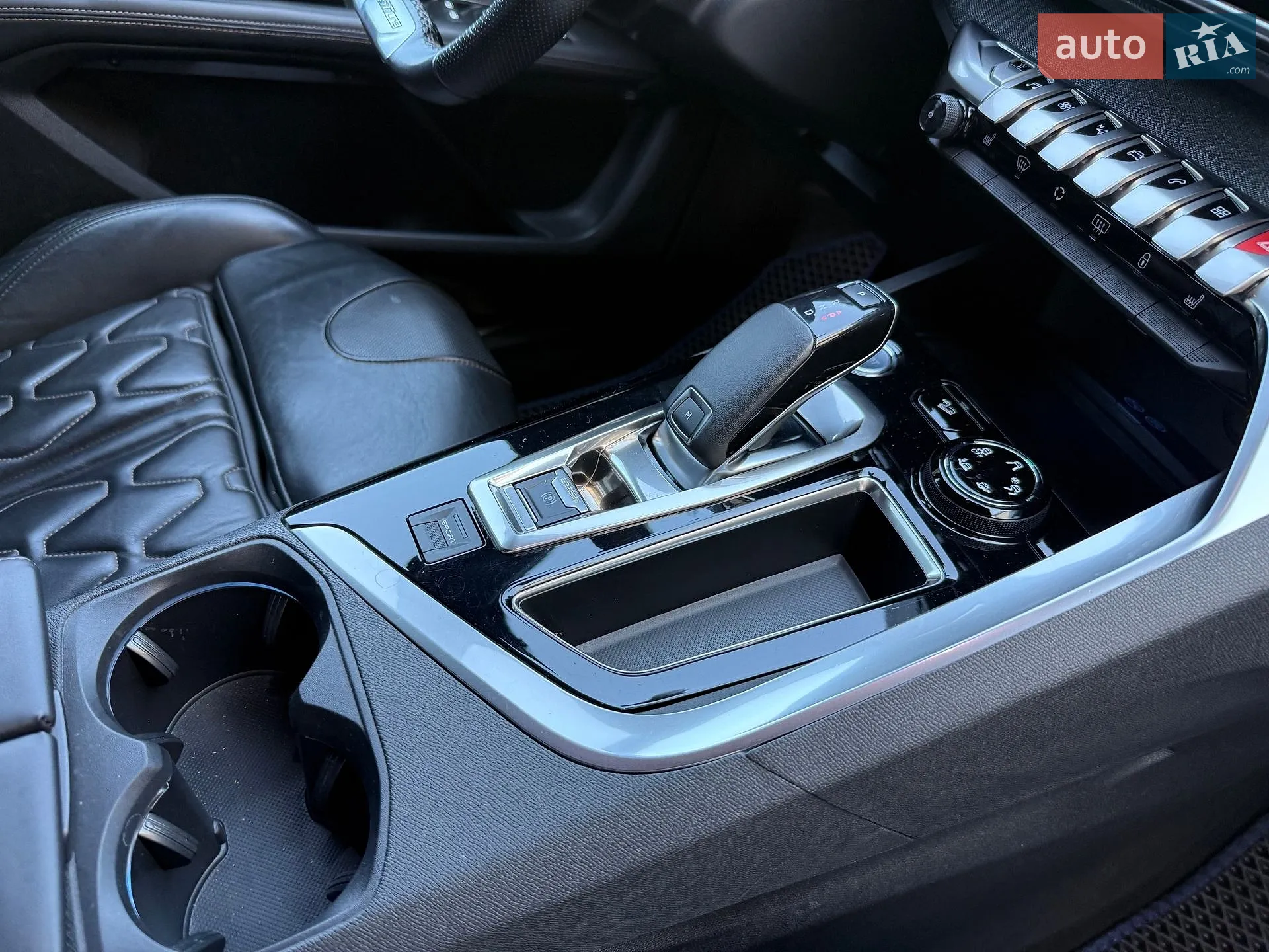 2018 Peugeot 3008 - мініатюра 28