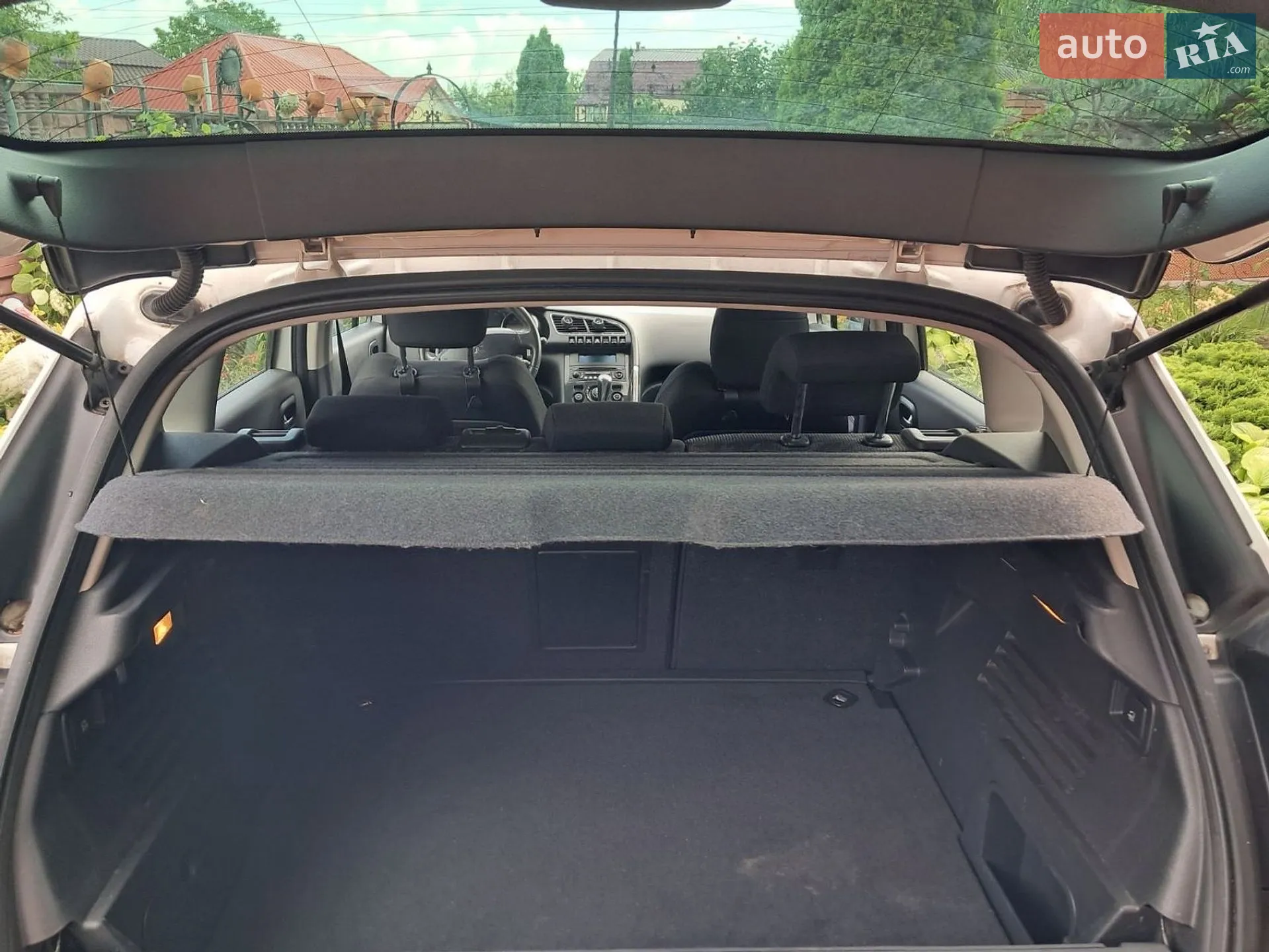 2011 Peugeot 3008 - мініатюра 10
