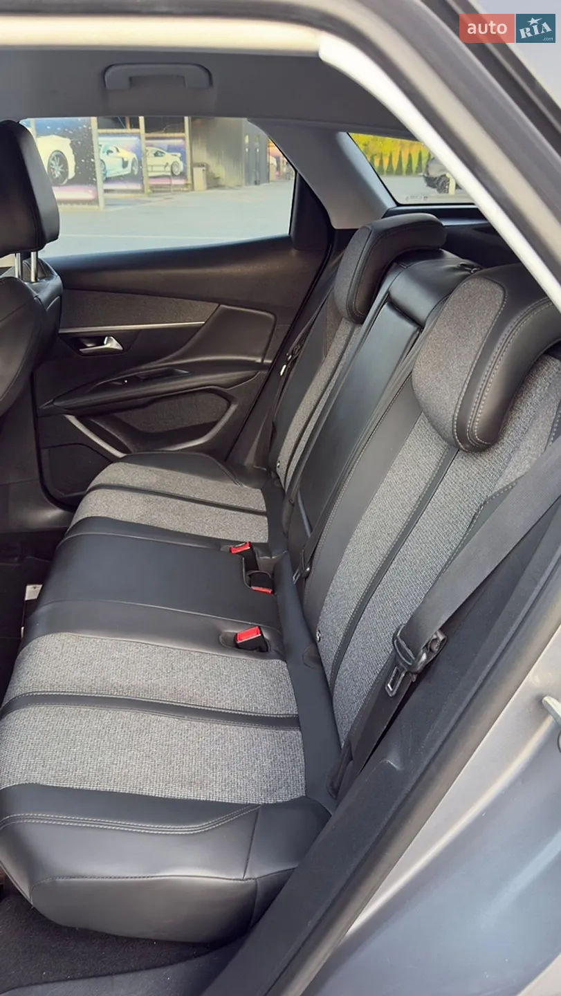 2017 Peugeot 3008 - мініатюра 29