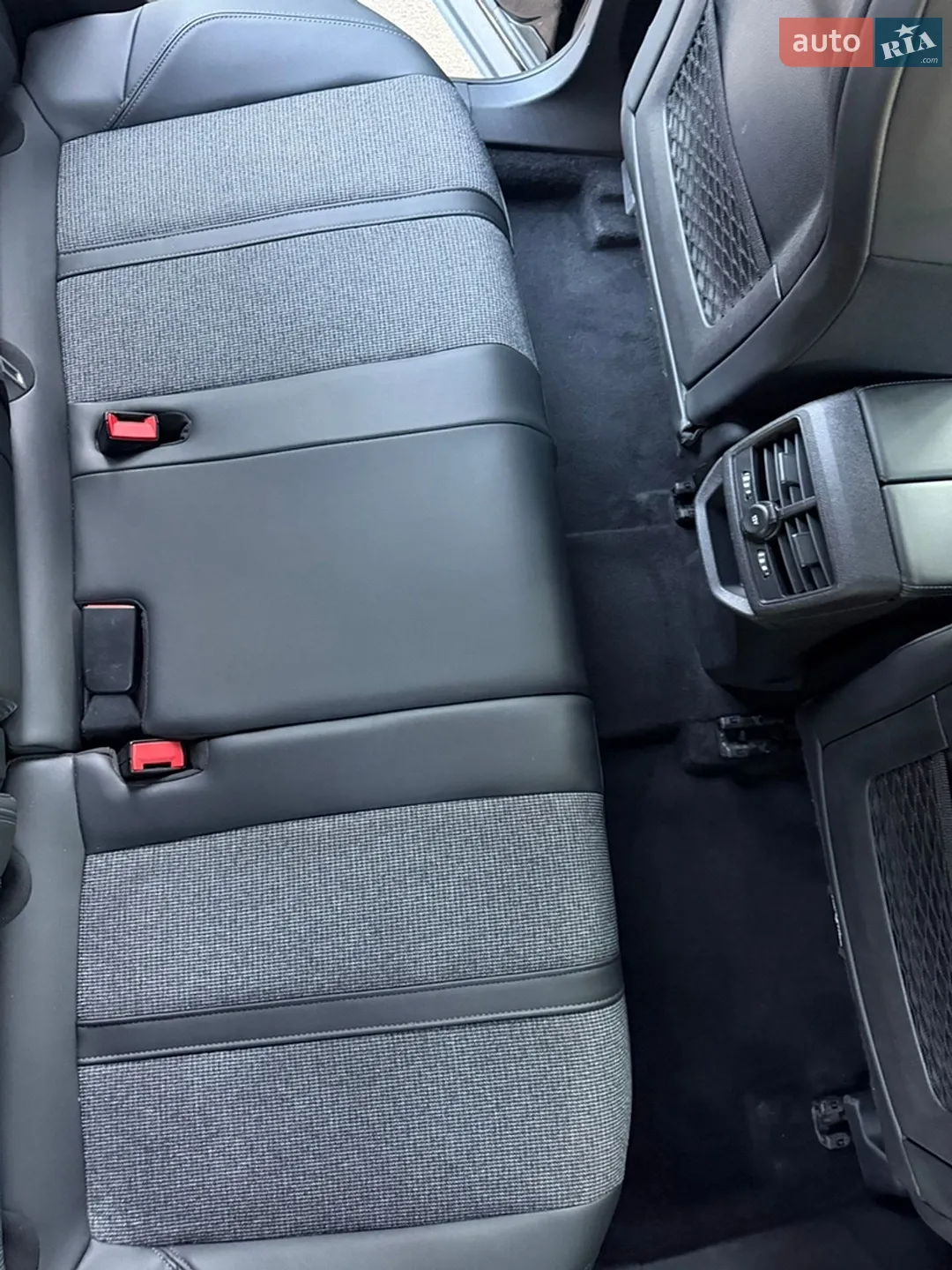 2019 Peugeot 3008 - мініатюра 10