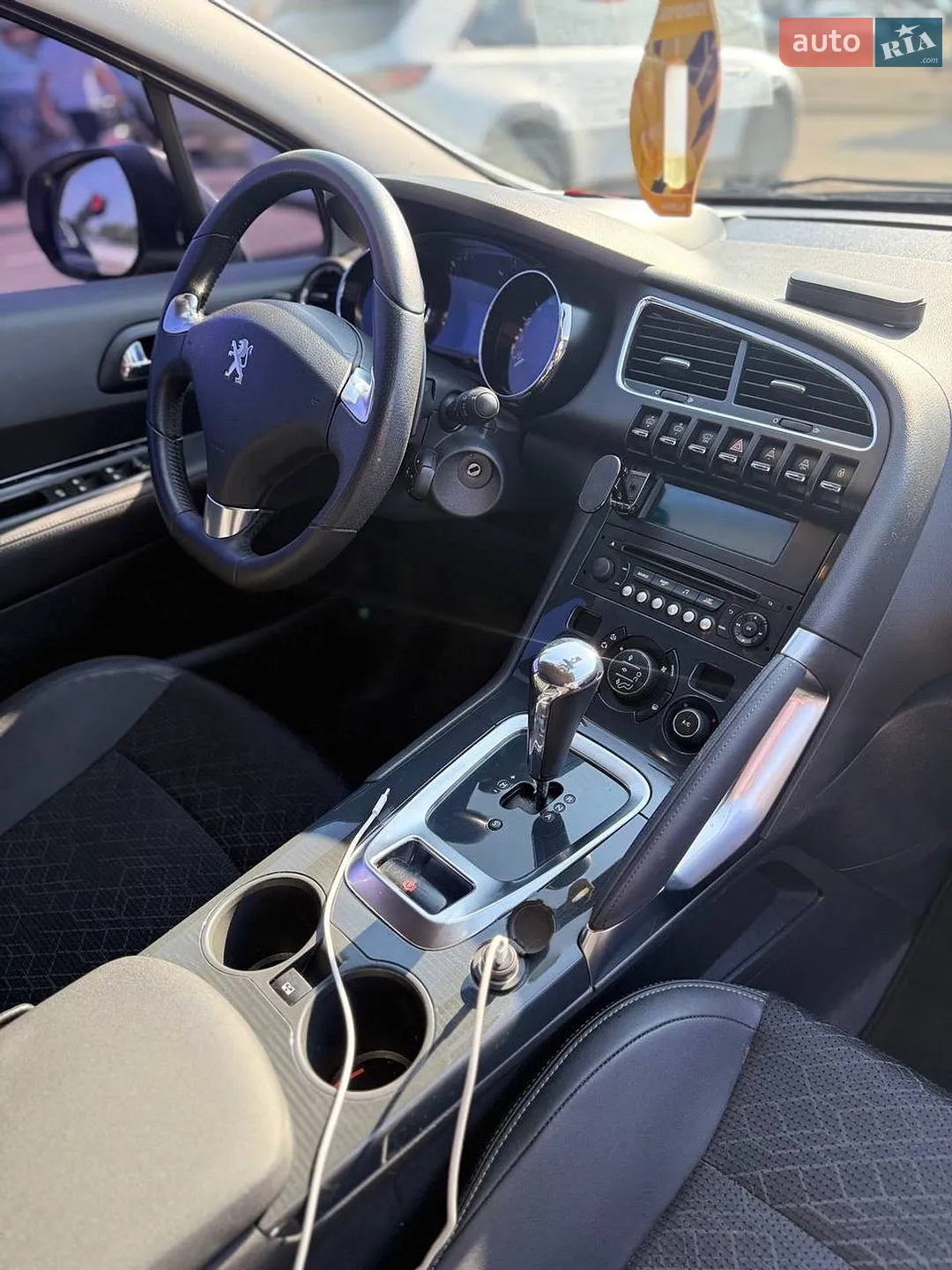 2015 Peugeot 3008 - мініатюра 13