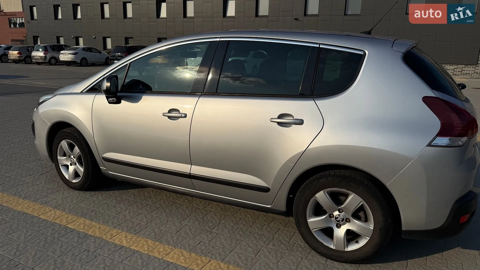 2016 Peugeot 3008 - мініатюра 3