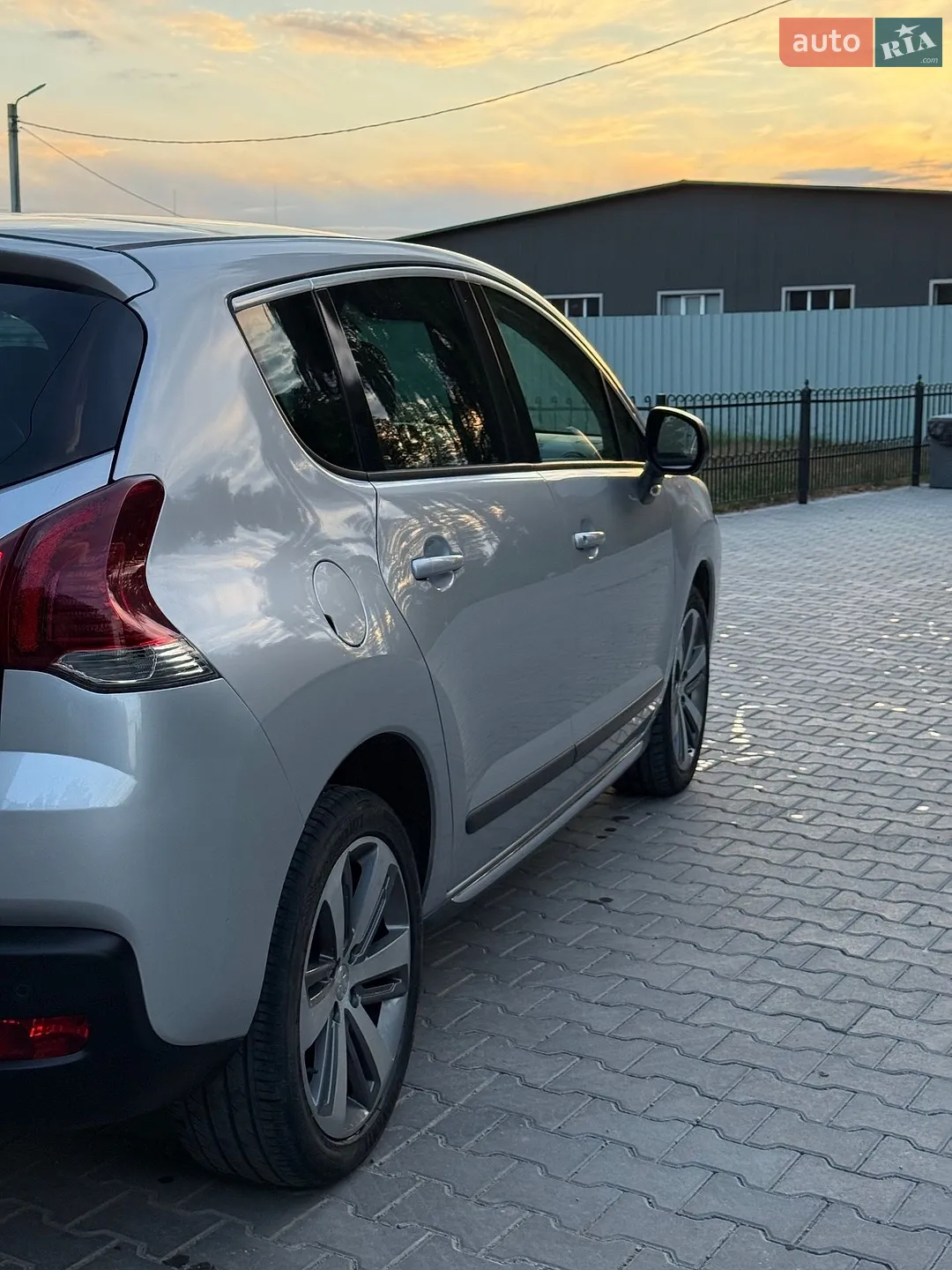 2015 Peugeot 3008 - мініатюра 10