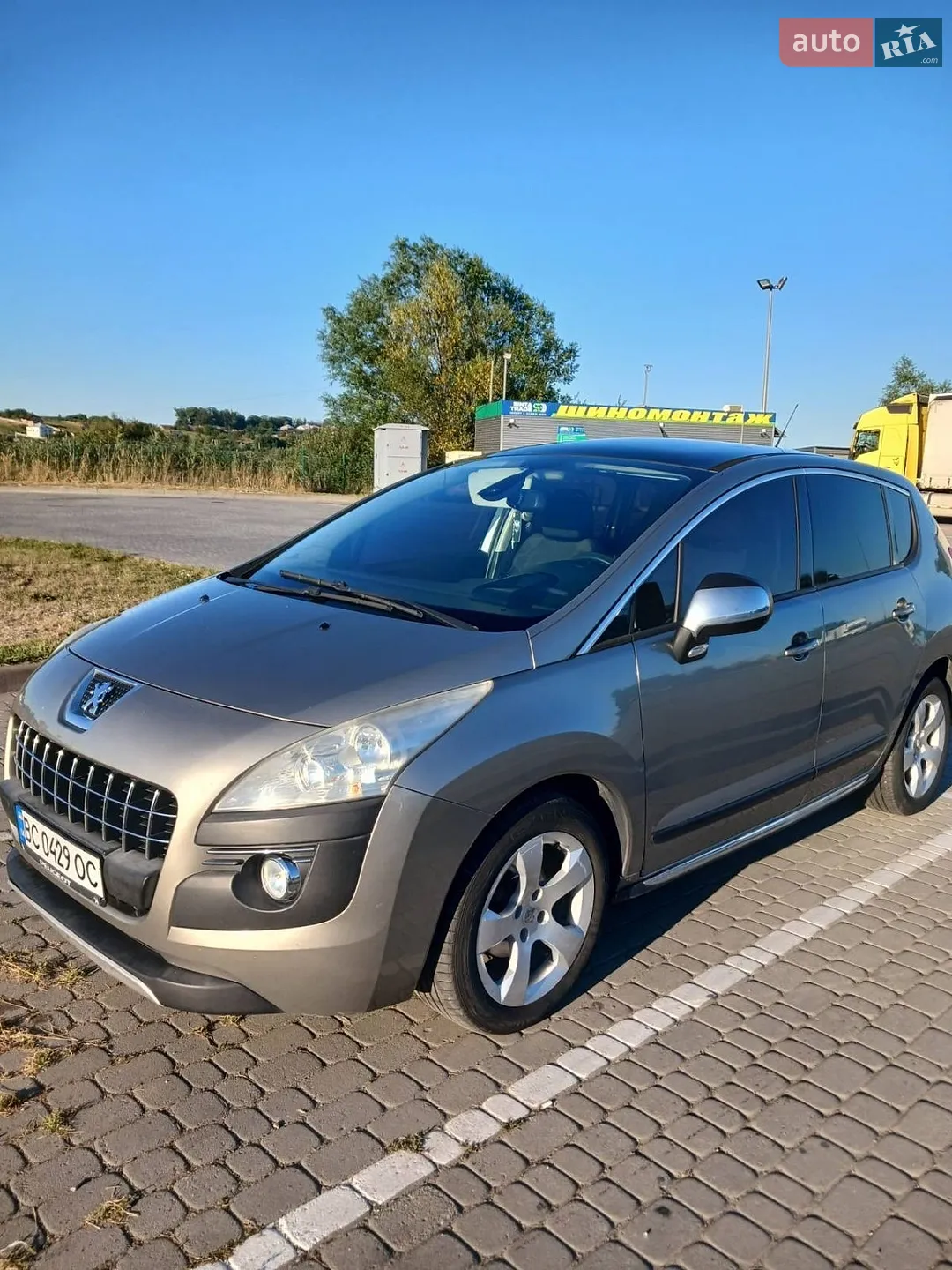2010 Peugeot 3008 - мініатюра 12