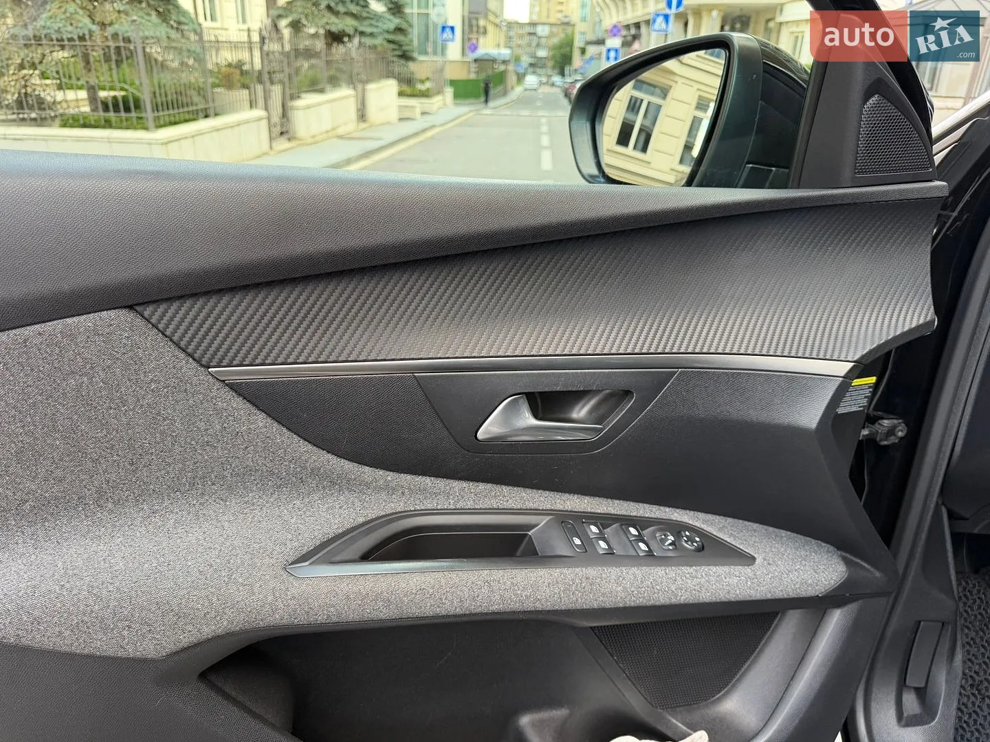 2019 Peugeot 3008 - мініатюра 17