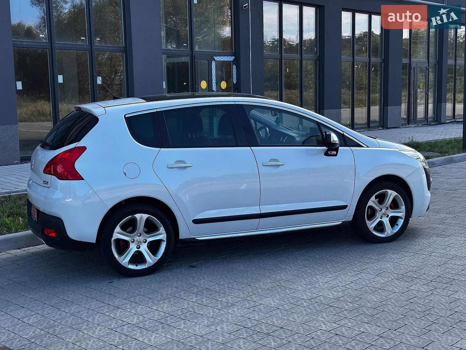 2011 Peugeot 3008 - мініатюра 31