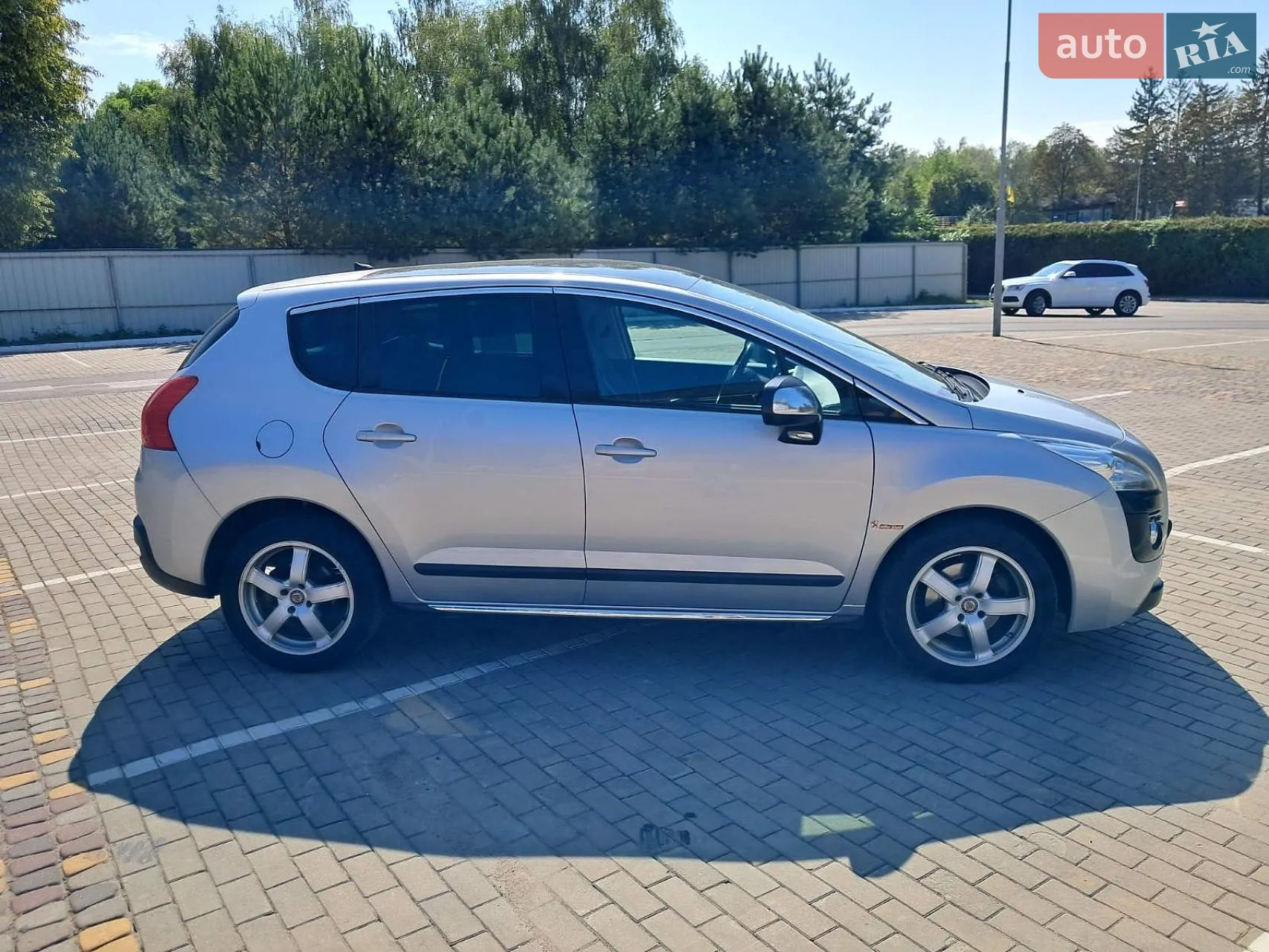 2011 Peugeot 3008 - мініатюра 10