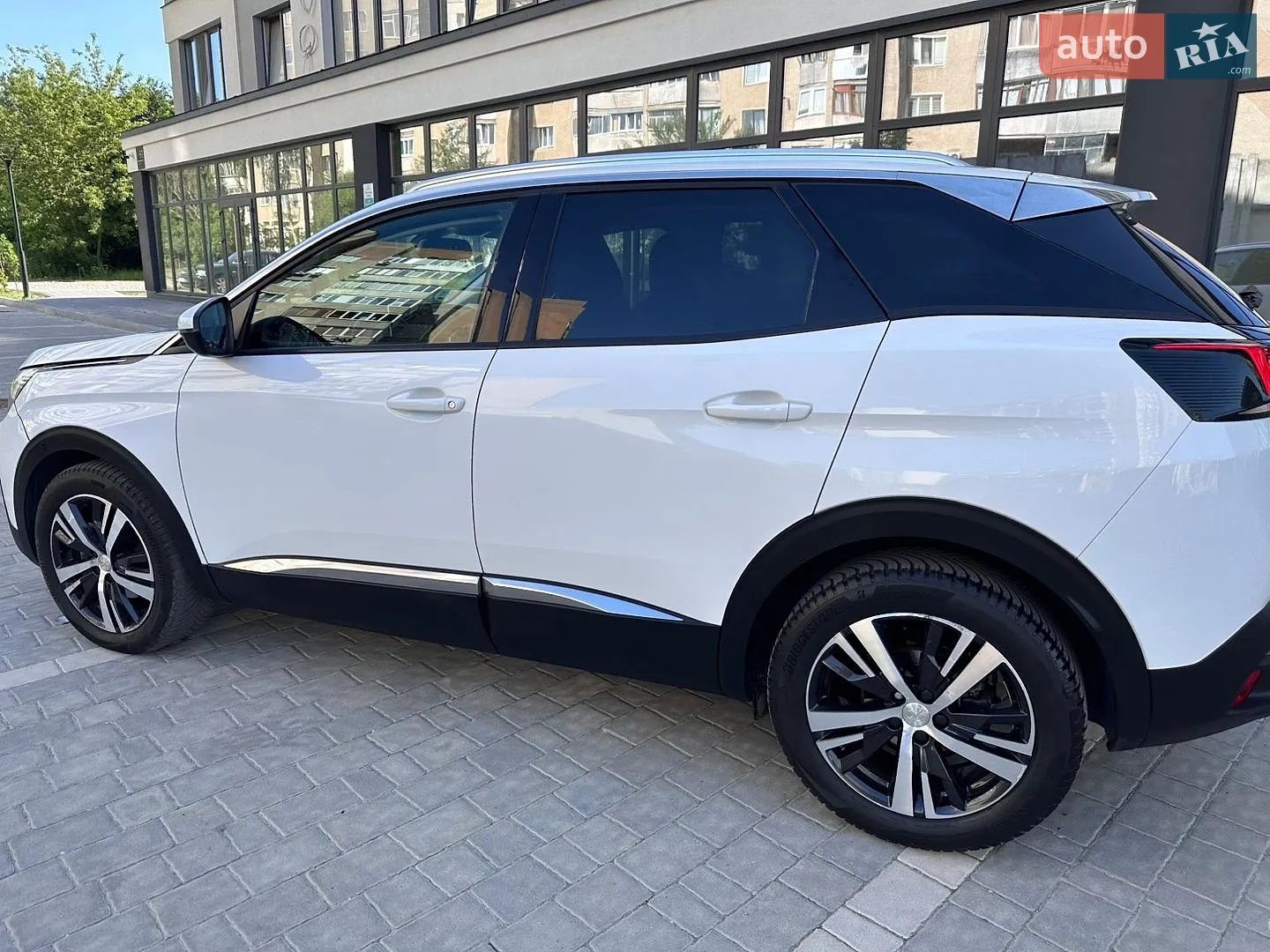 2017 Peugeot 3008 - мініатюра 4