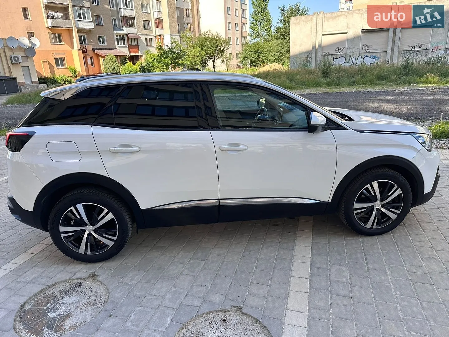 2017 Peugeot 3008 - мініатюра 12