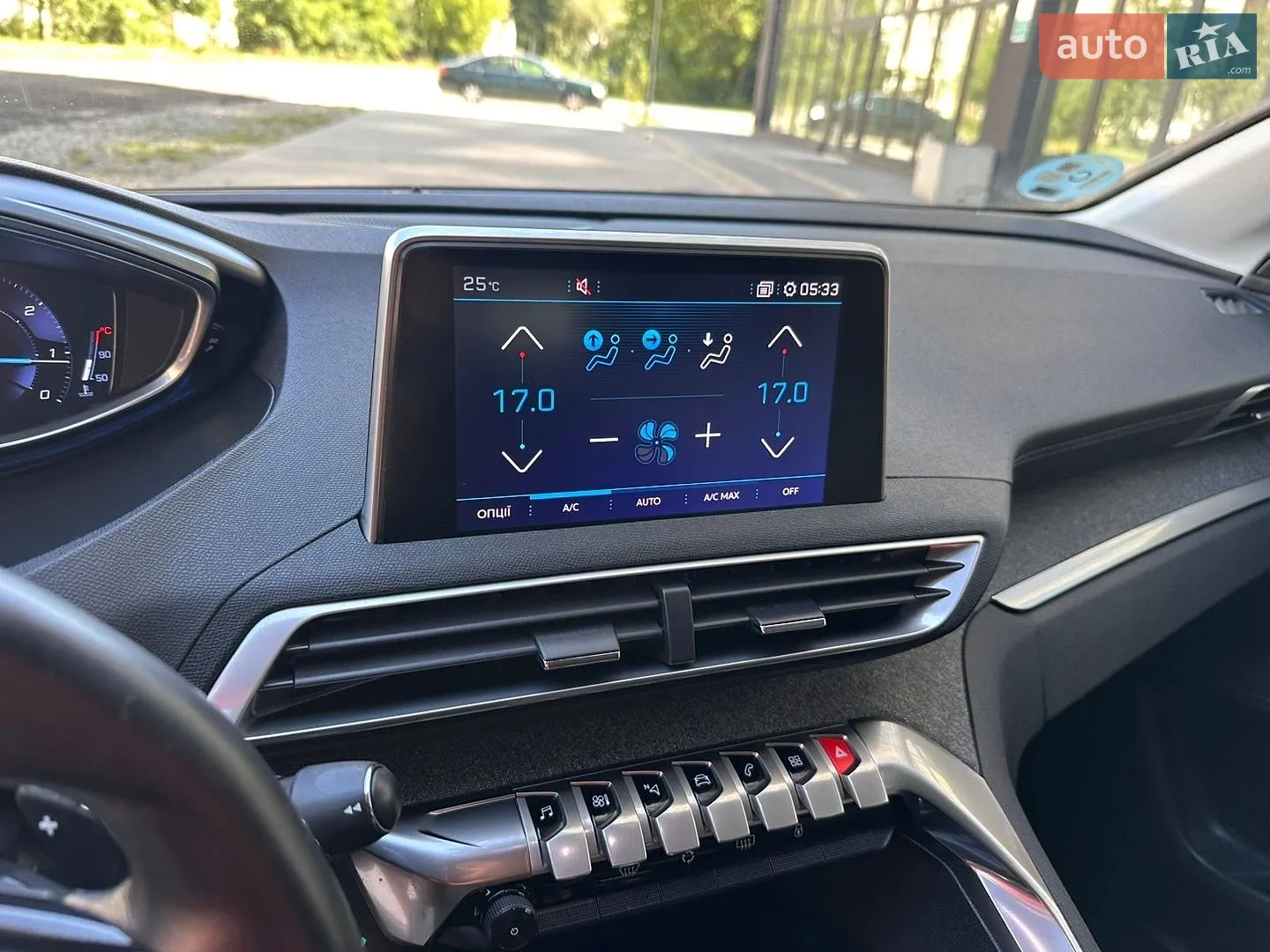 2017 Peugeot 3008 - мініатюра 27