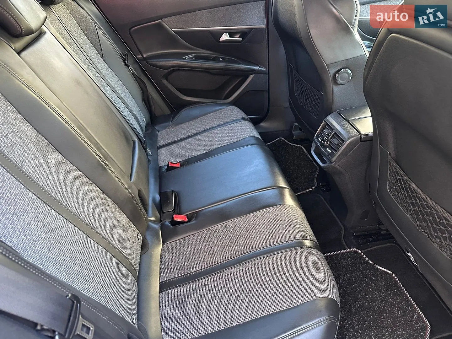 2017 Peugeot 3008 - мініатюра 42